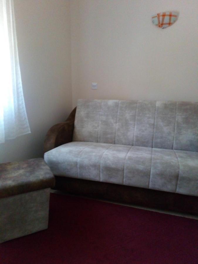 Guest House Green View Pirot Ngoại thất bức ảnh